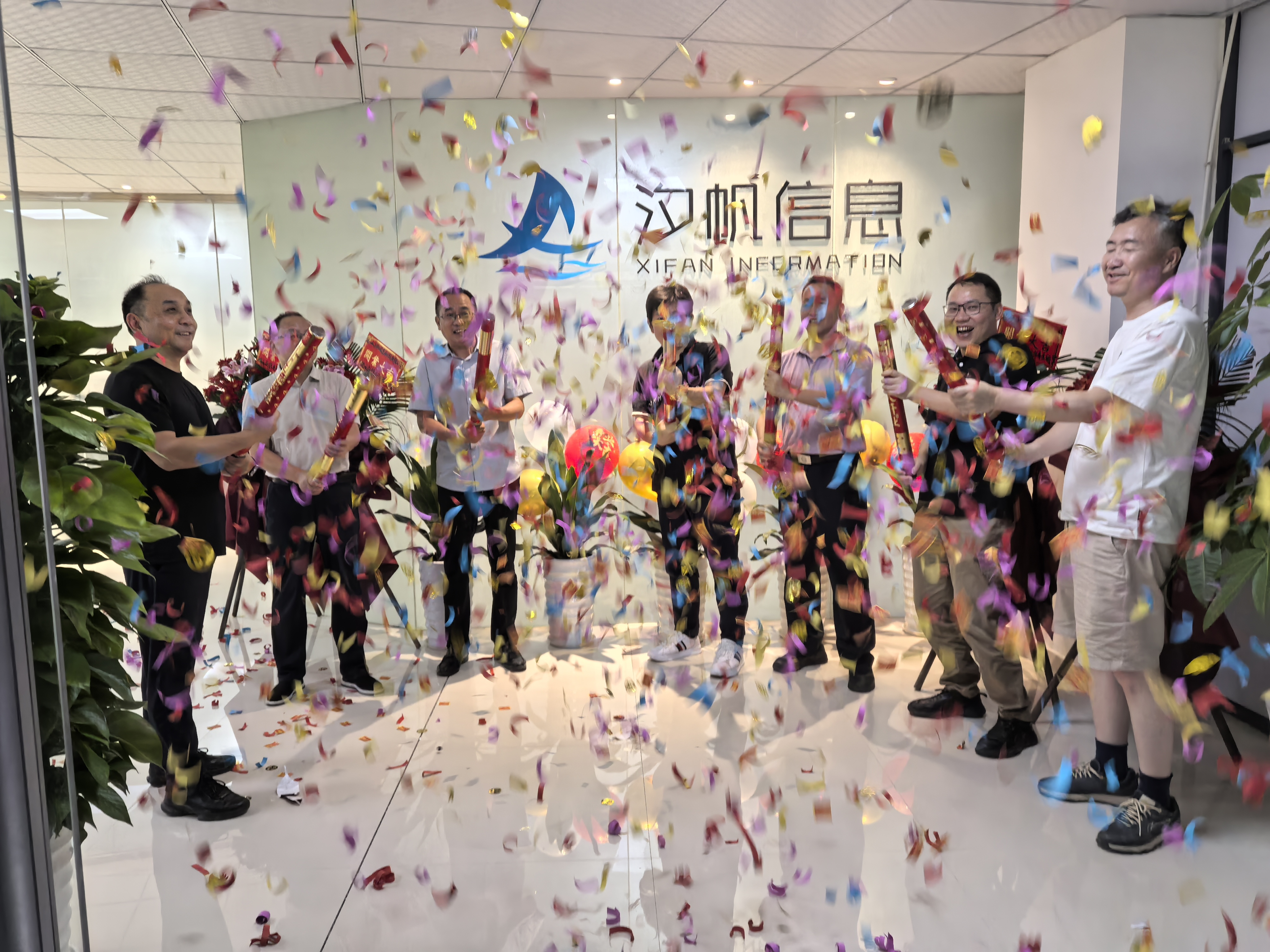 57ceb1dca35450d5b63c5f22530f484b.jpg 前台3.jpg
